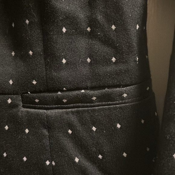 Tailored Jacket Size 8 White Pin dots Gorgeous peplum waist! - Picture 4 of 6